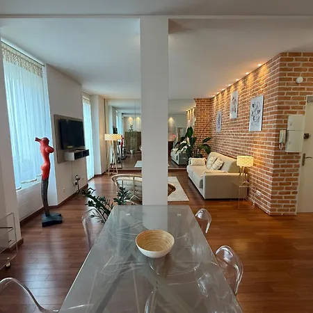 Ref 1988 -charming In The Center Of Cannes